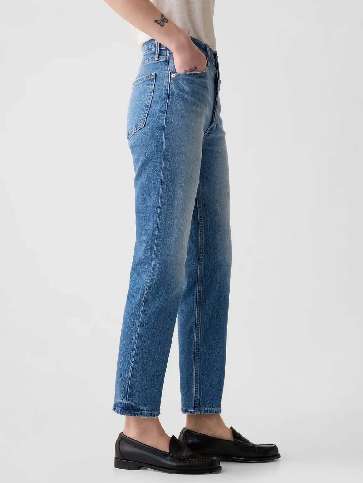 High Rise Cheeky Straight Jeans