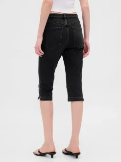 High Rise Cropped Capri Jeans