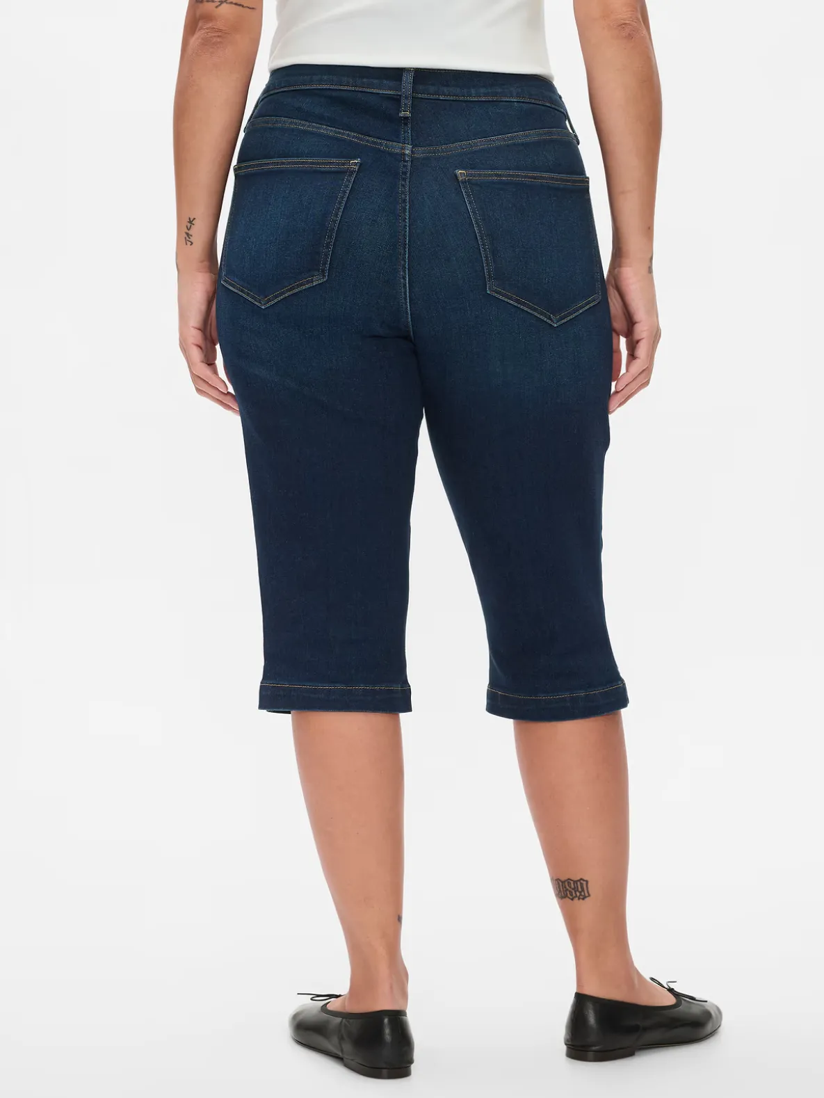 High Rise Cropped Capri Jeans