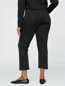 High Rise Cropped Capri Jeans
