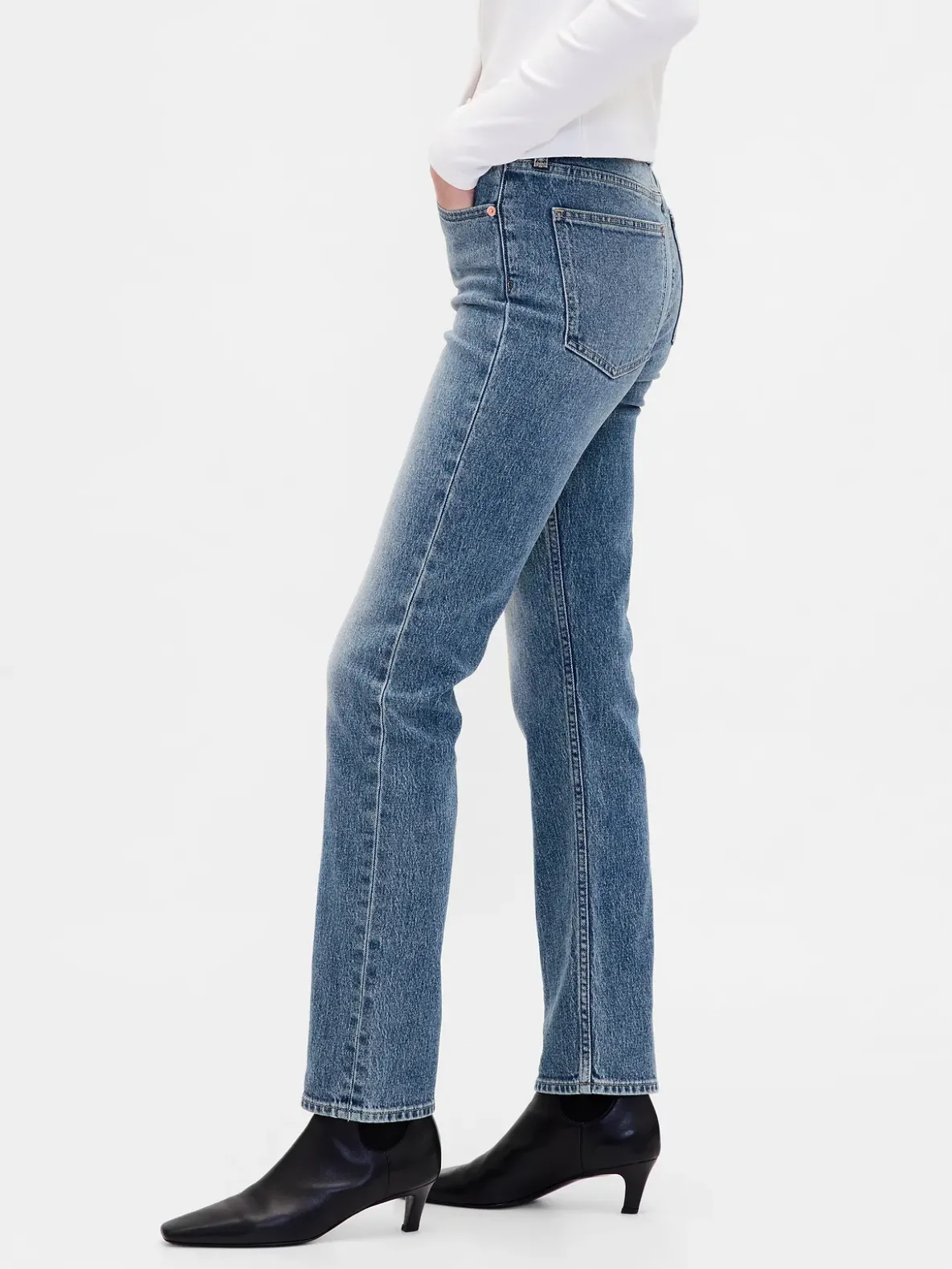 High Rise '90s Slim Straight Jeans