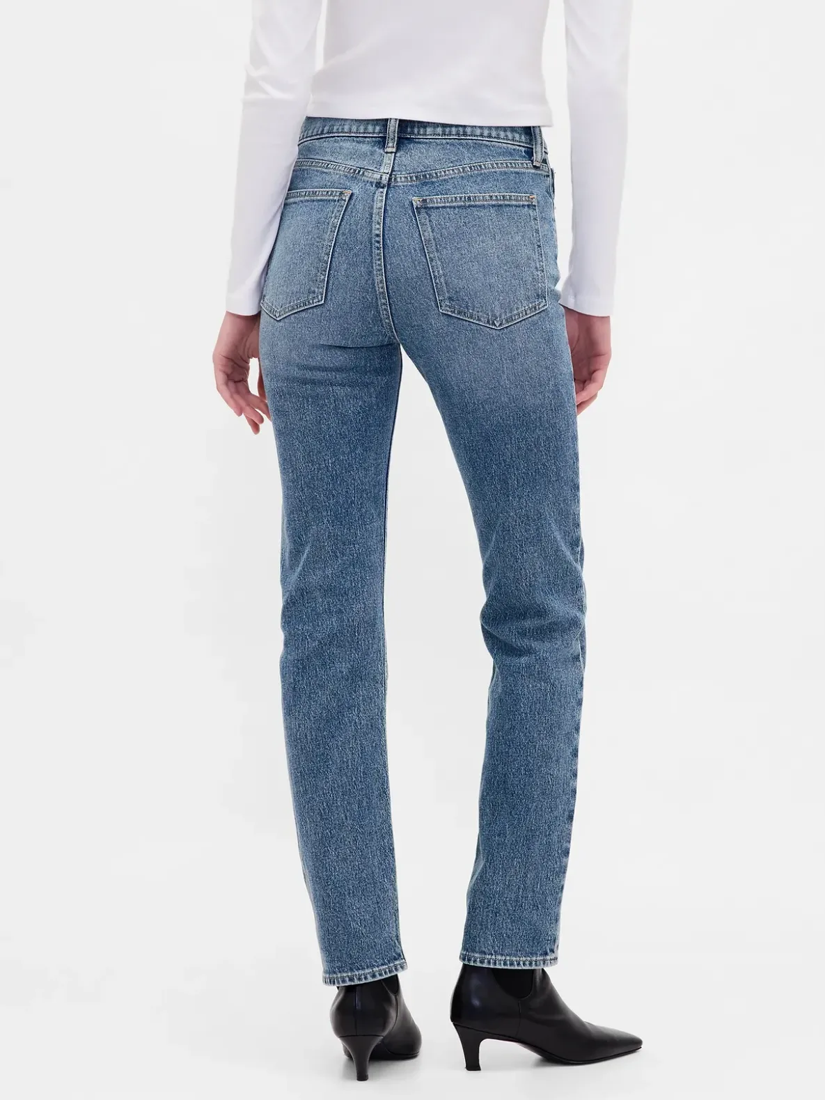 High Rise '90s Slim Straight Jeans