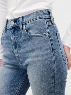 High Rise '90s Slim Straight Jeans