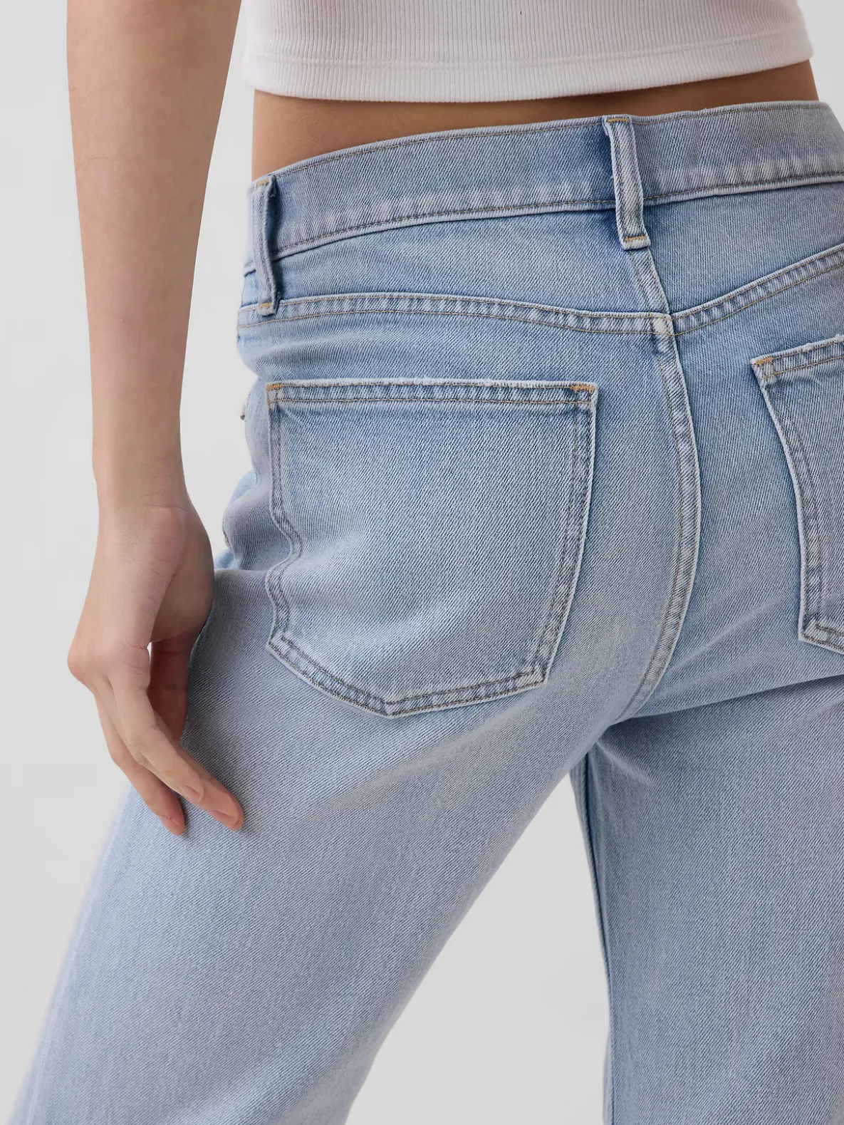 High Rise ’90s Slim Straight Crop Jeans