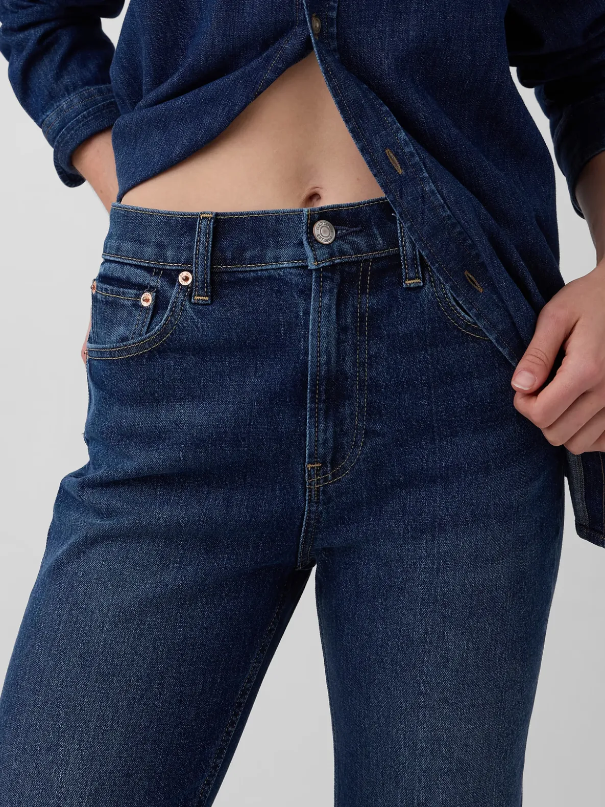 High Rise ’90s Slim Straight Crop Jeans