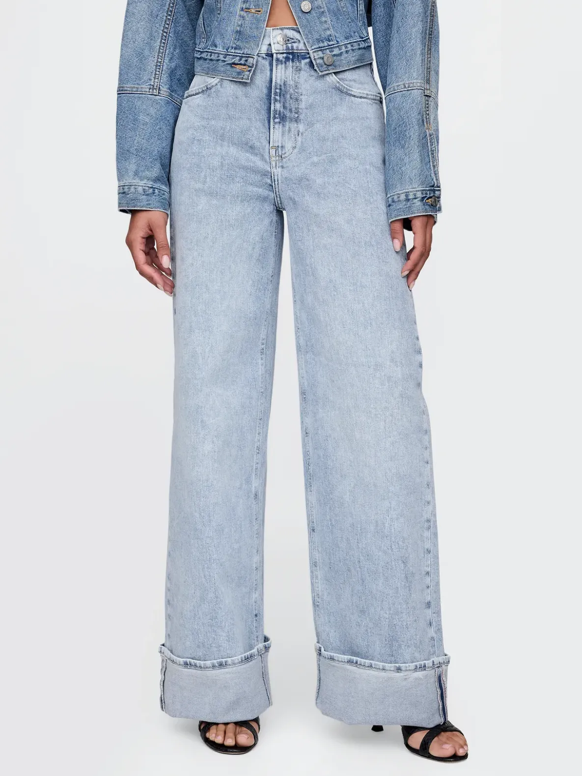High Rise Stride Cuffed Wide-Leg Jeans