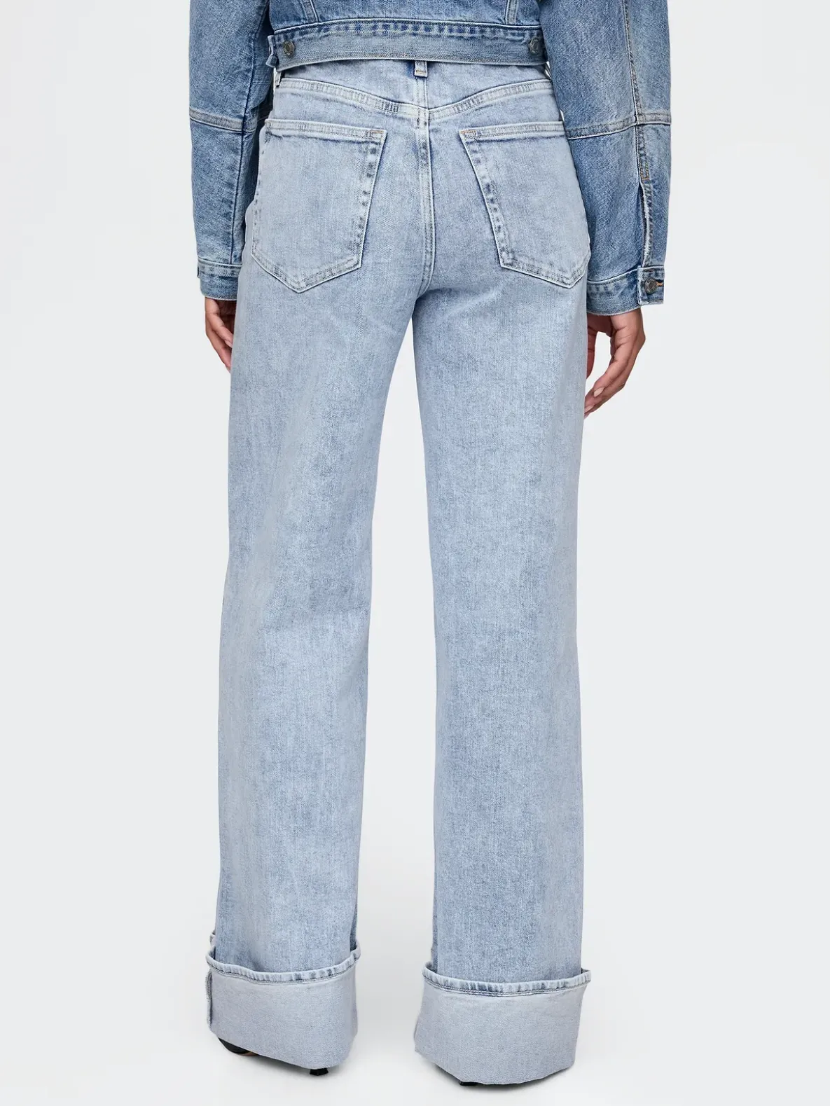 High Rise Stride Cuffed Wide-Leg Jeans