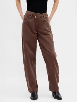 High Rise UltraSoft Crossover Barrel Jeans
