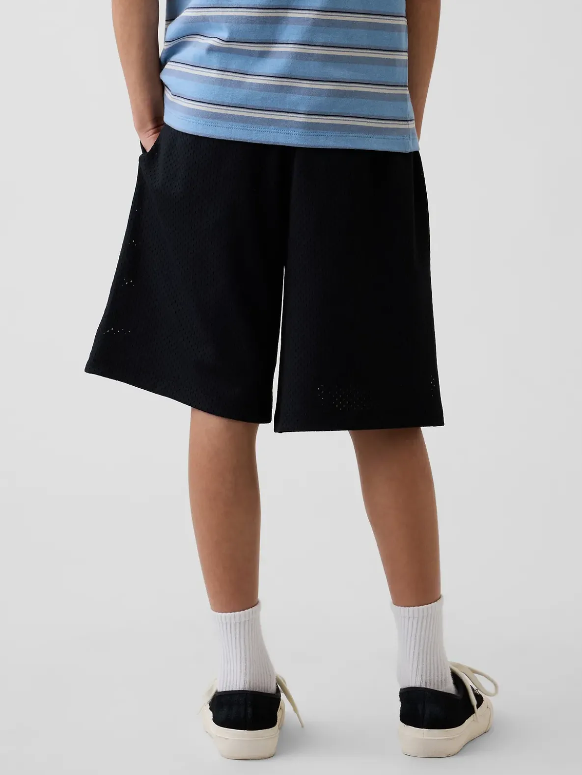 Kids 8" Mesh Active Shorts
