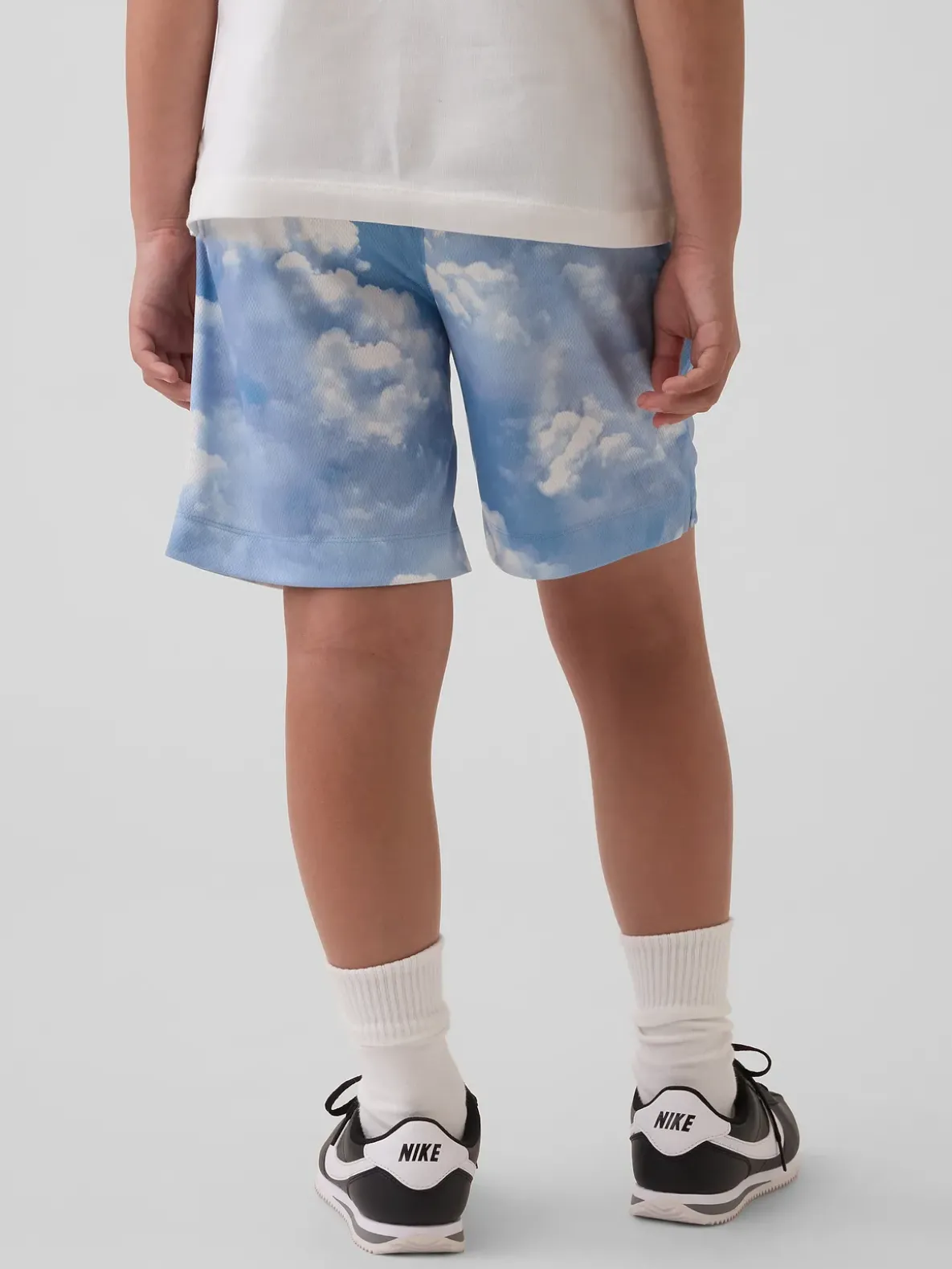Kids GapFit 6" Recycled Mesh Easy Shorts