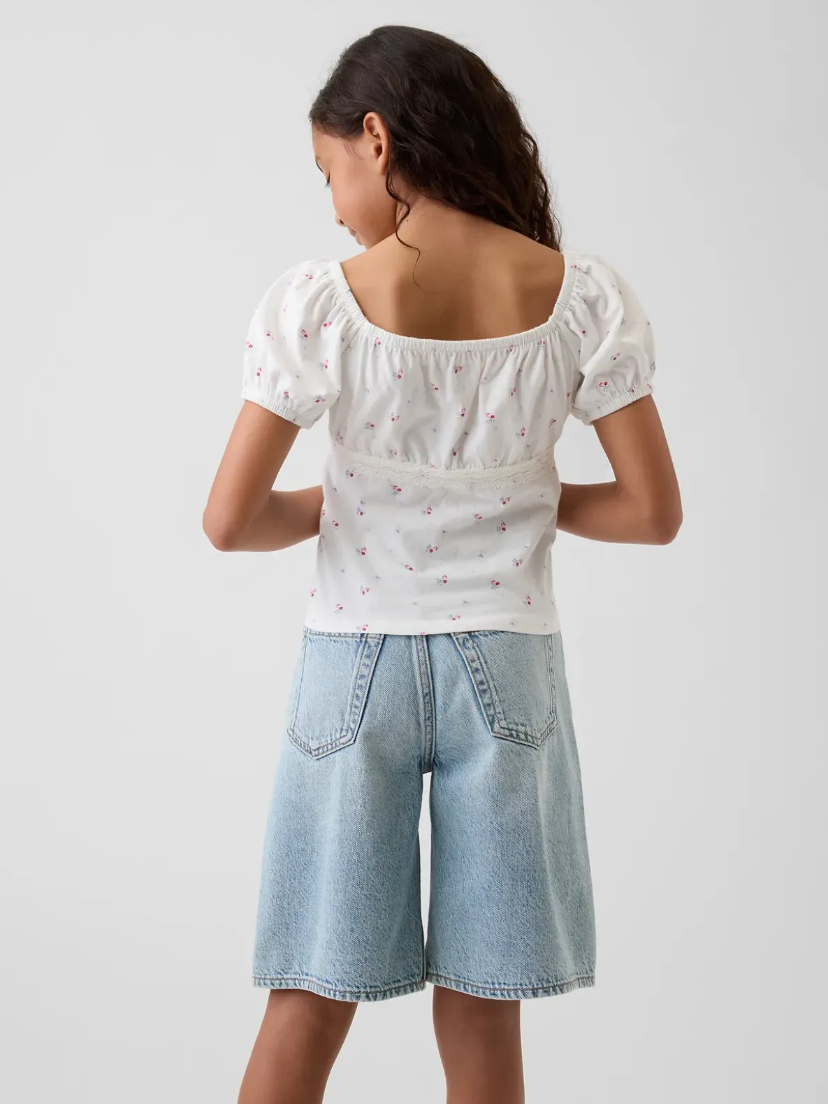 Kids Lace-Trim Puff-Sleeve Top