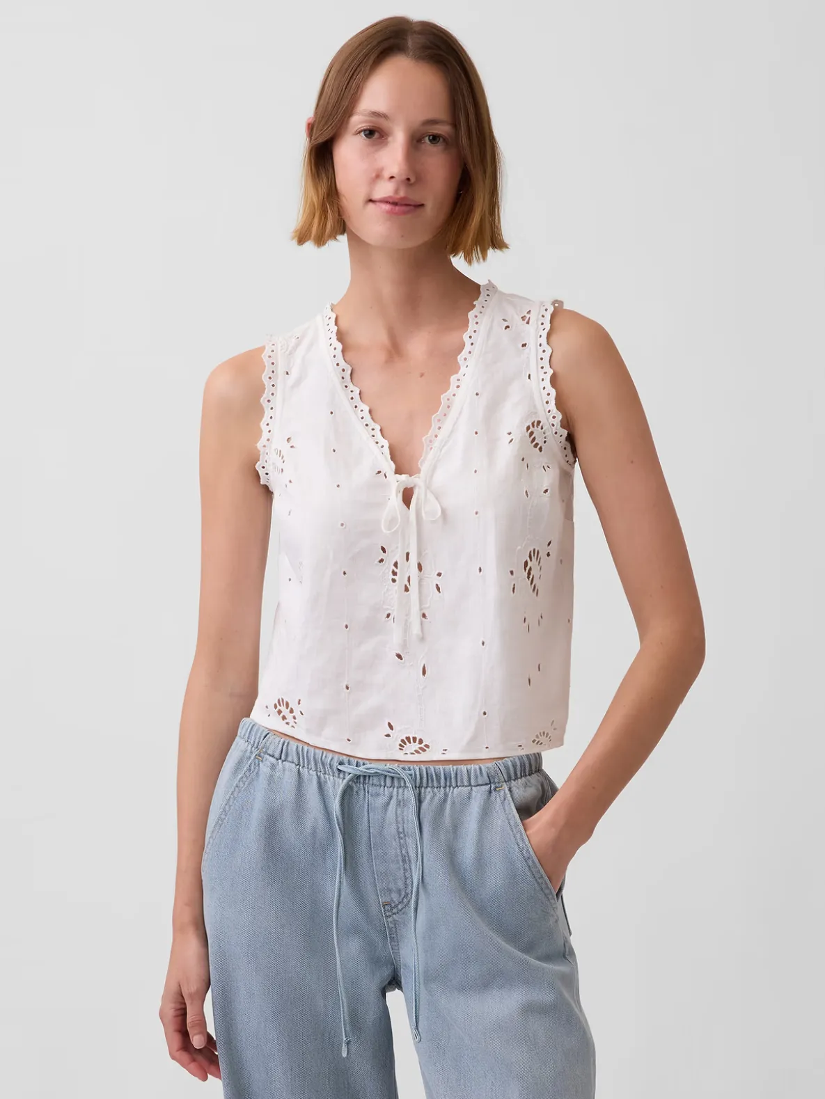 Linen-Blend Embroidered Crop Shell Tank Top