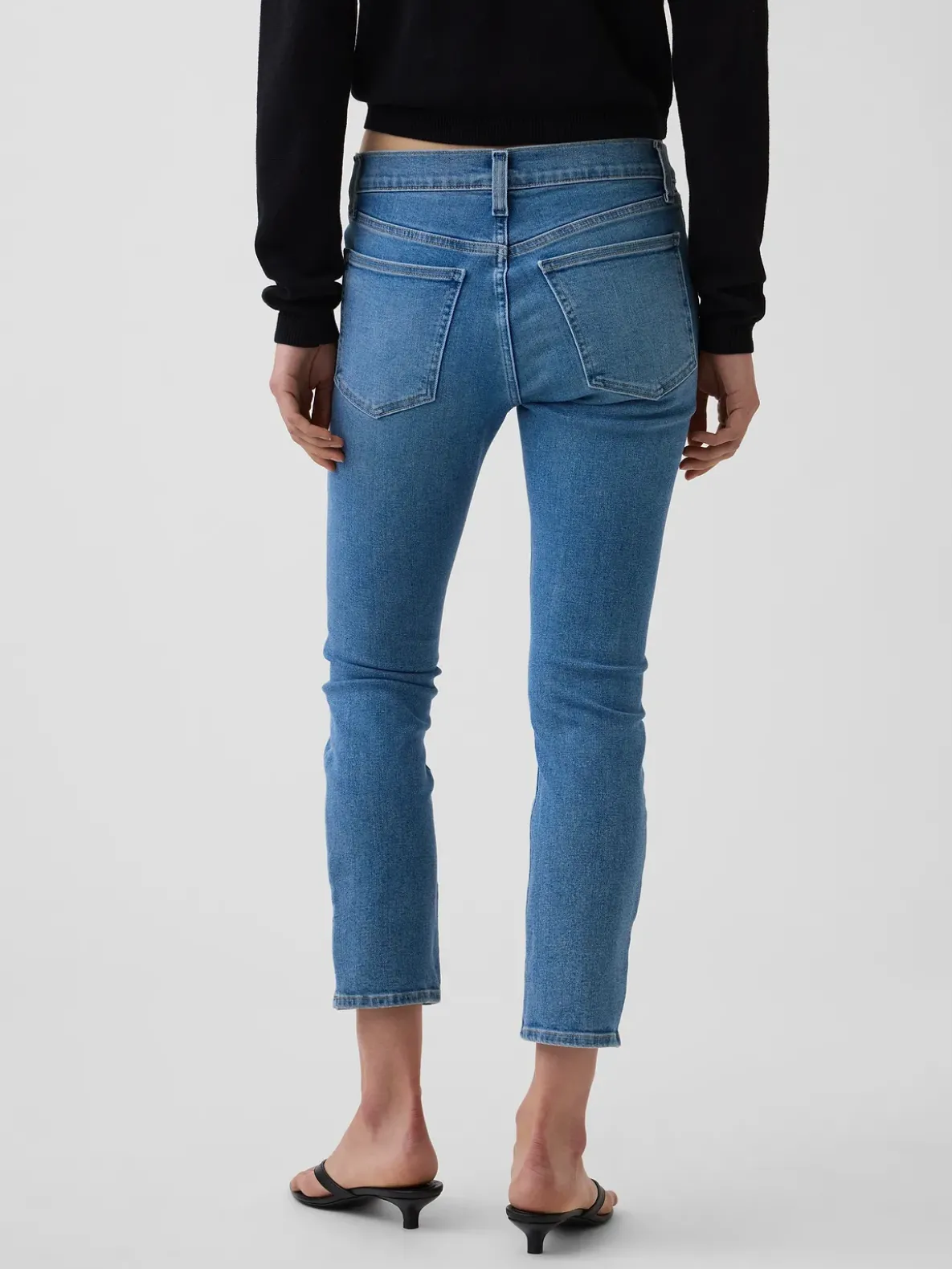 Low Rise Capri Jeans