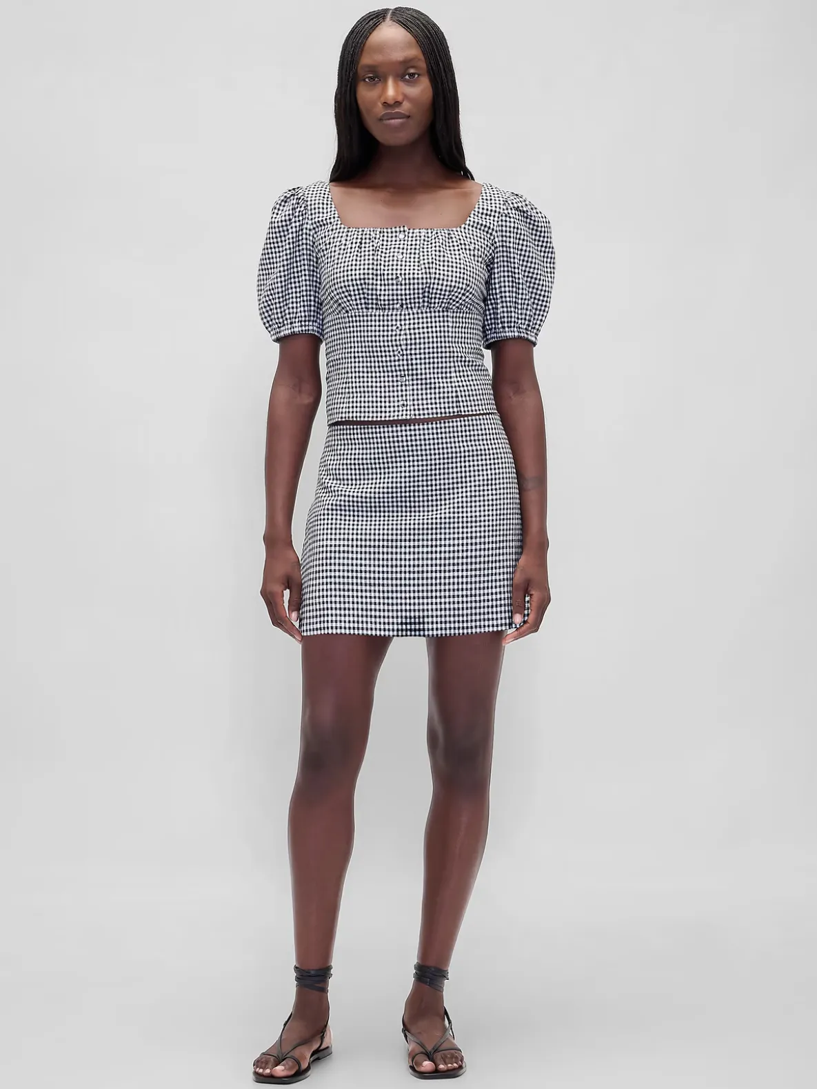 Low Rise Linen-Blend Mini Skort