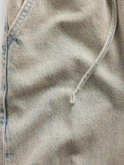 Low Rise '90s Loose Easy Crop Jeans