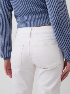Low Rise '90s Slim Straight Jeans