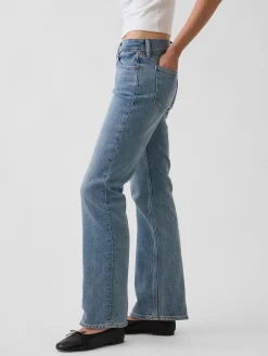 Low Rise '90s Slim Straight Jeans