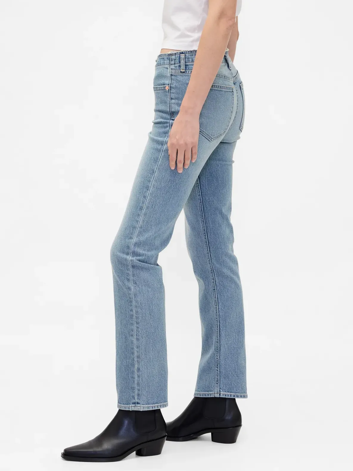 Low Rise '90s Slim Straight Jeans