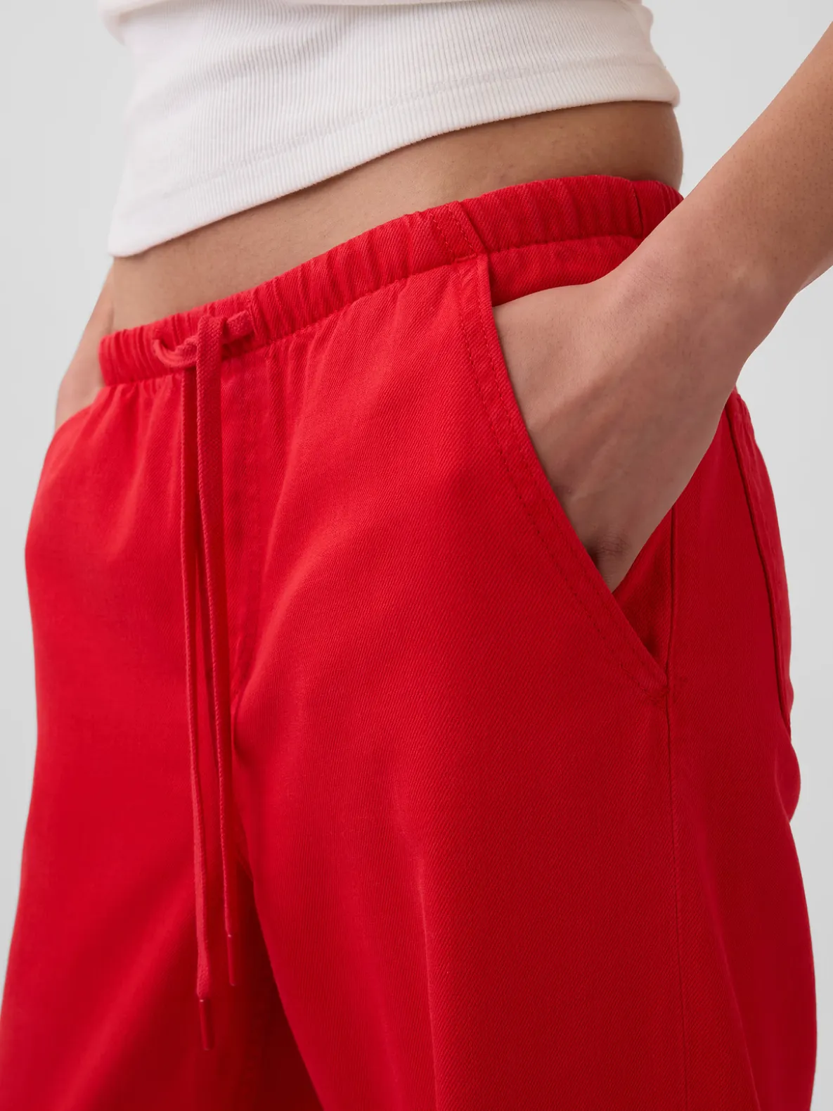 Low Rise UltraSoft Easy '90s Loose Jeans