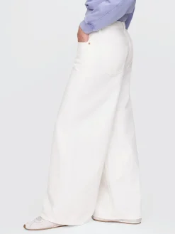 Low Slung Extra Baggy Jeans