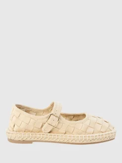 Meg Mary Jane Flat