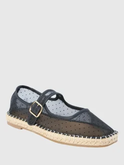 Meg Mary Jane Flat