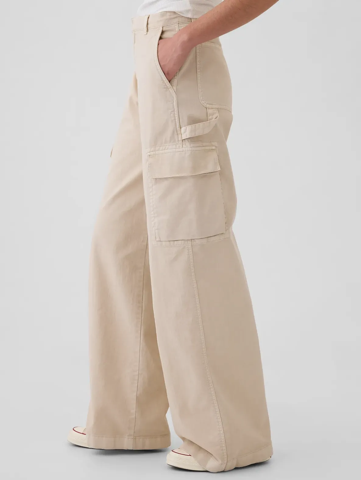 Mid Rise Cargo Baggy Khakis