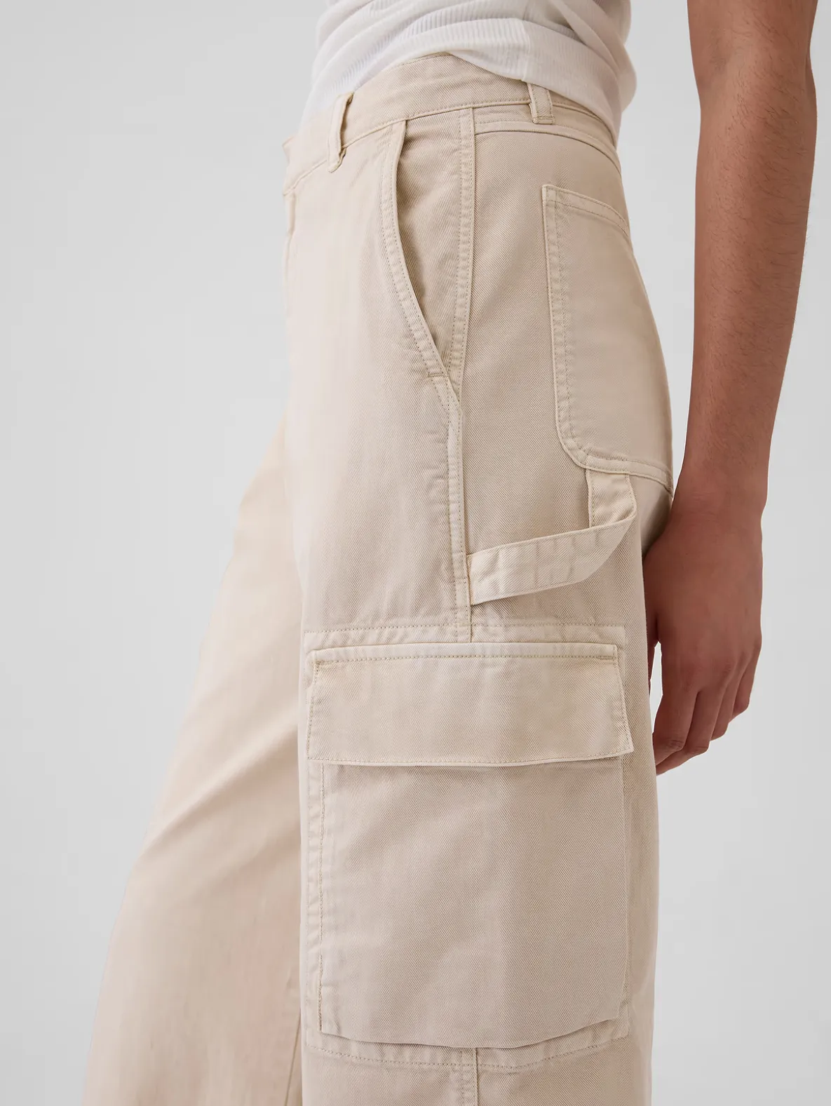 Mid Rise Cargo Baggy Khakis