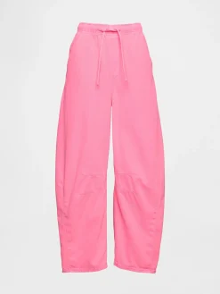 Mid Rise Easy Horseshoe Jeans
