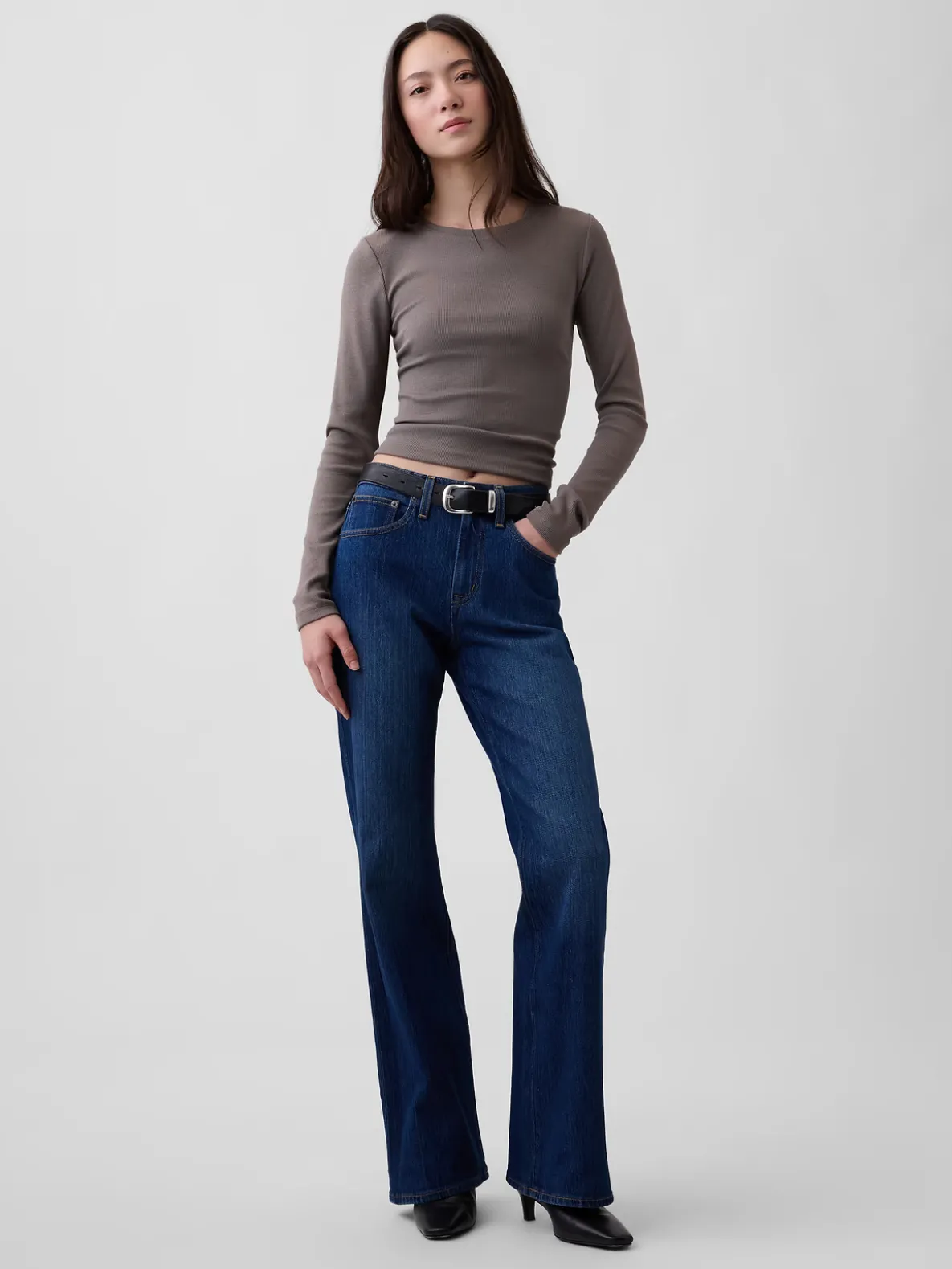 Mid Rise Relaxed Flare Jeans