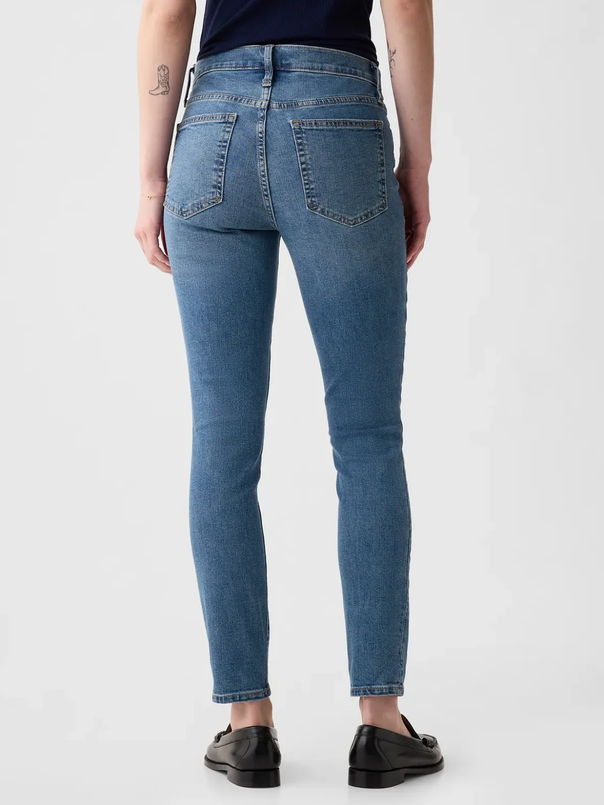 Mid Rise True Skinny Jeans