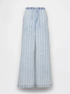 Mid Rise UltraSoft Easy Baggy Jeans