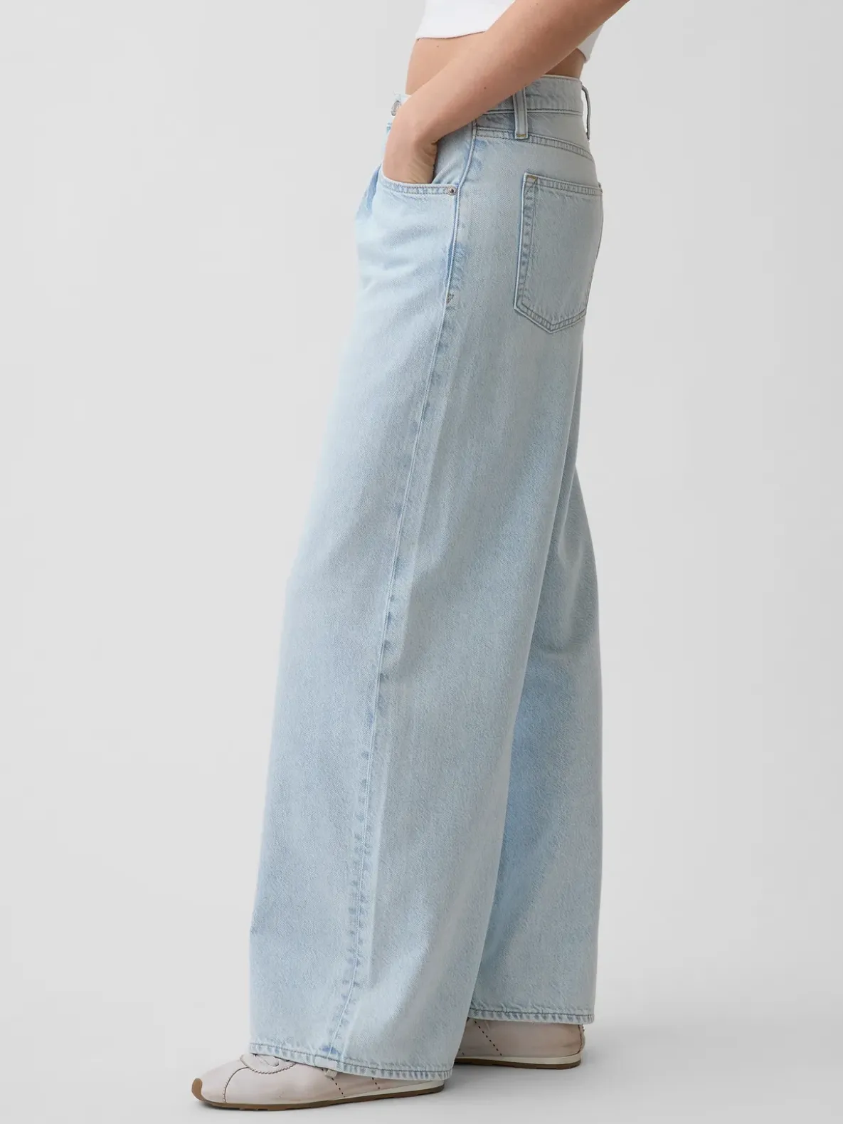 Mid Rise UltraSoft Pleated Baggy Jeans
