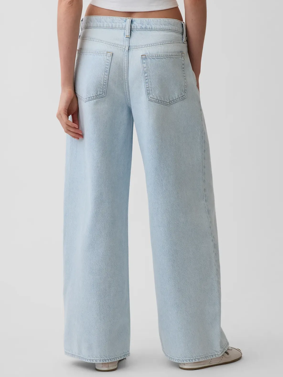 Mid Rise UltraSoft Pleated Baggy Jeans
