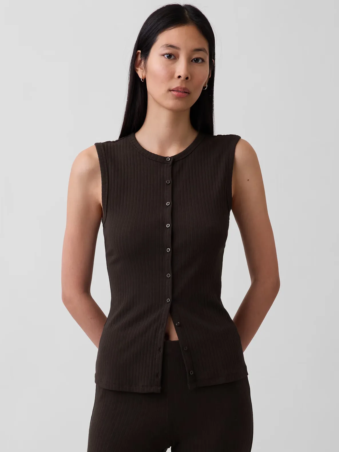 Modern Wide Rib Button-Front Top