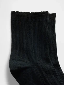 Pointelle Half Crew Socks