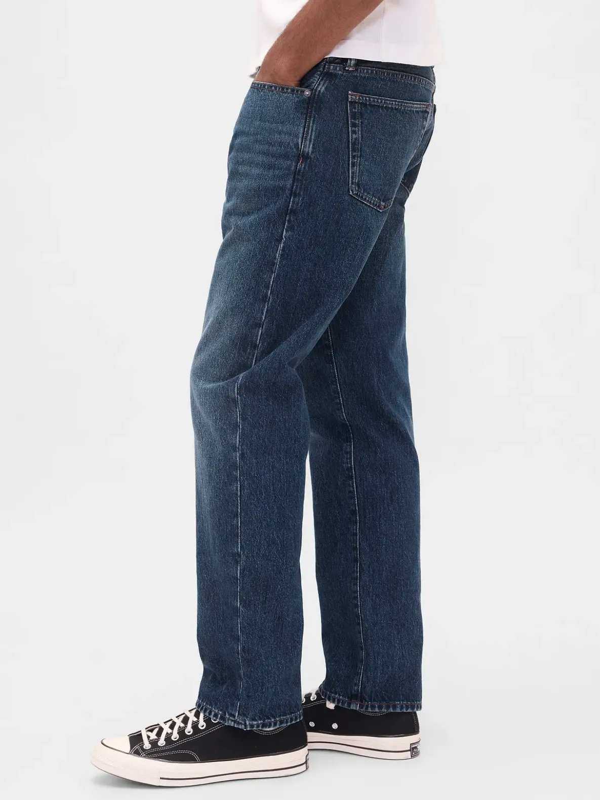 Relaxed Straight Jeans