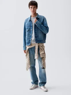 Relaxed Straight Jeans