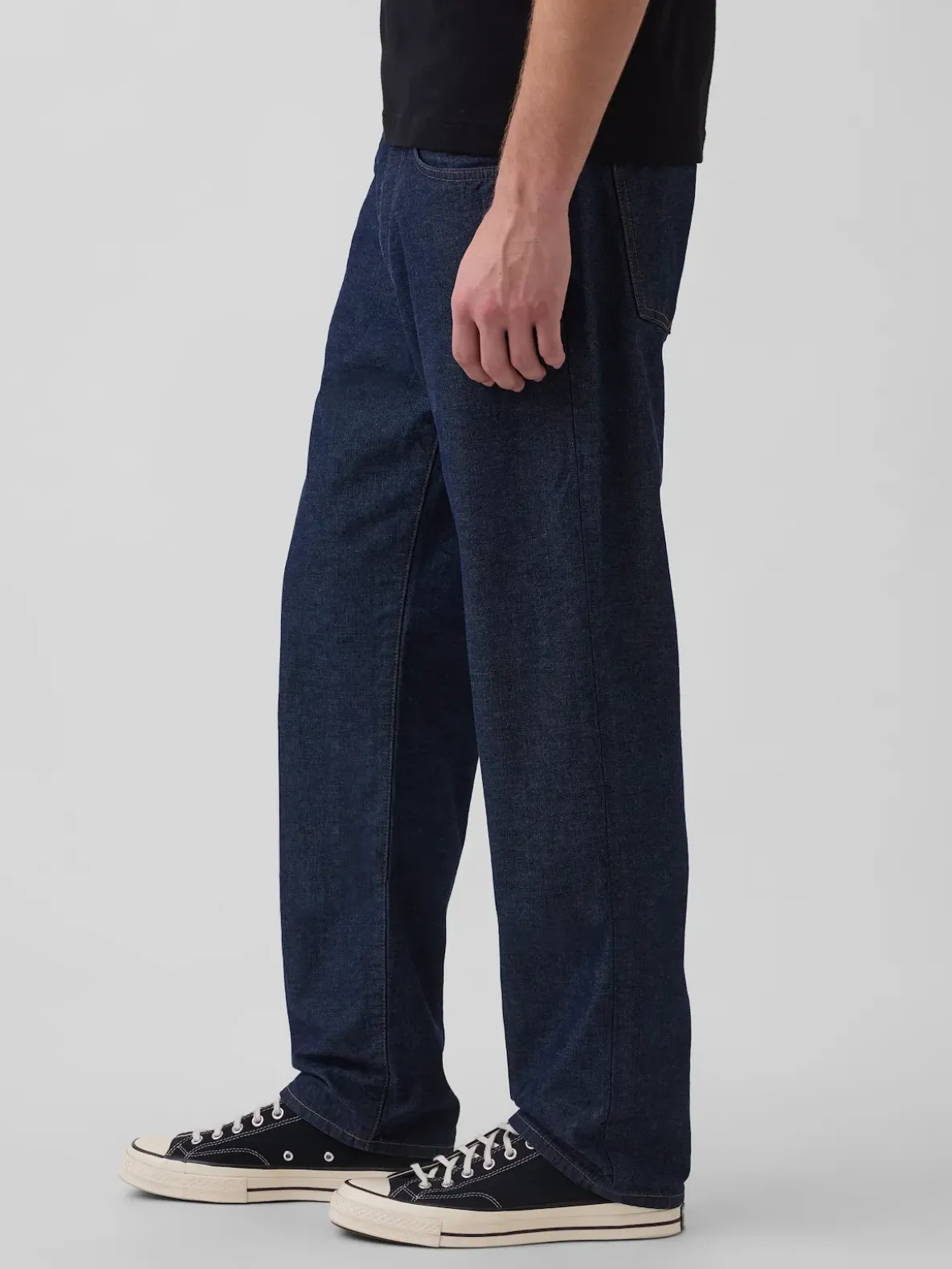 Relaxed Straight Jeans