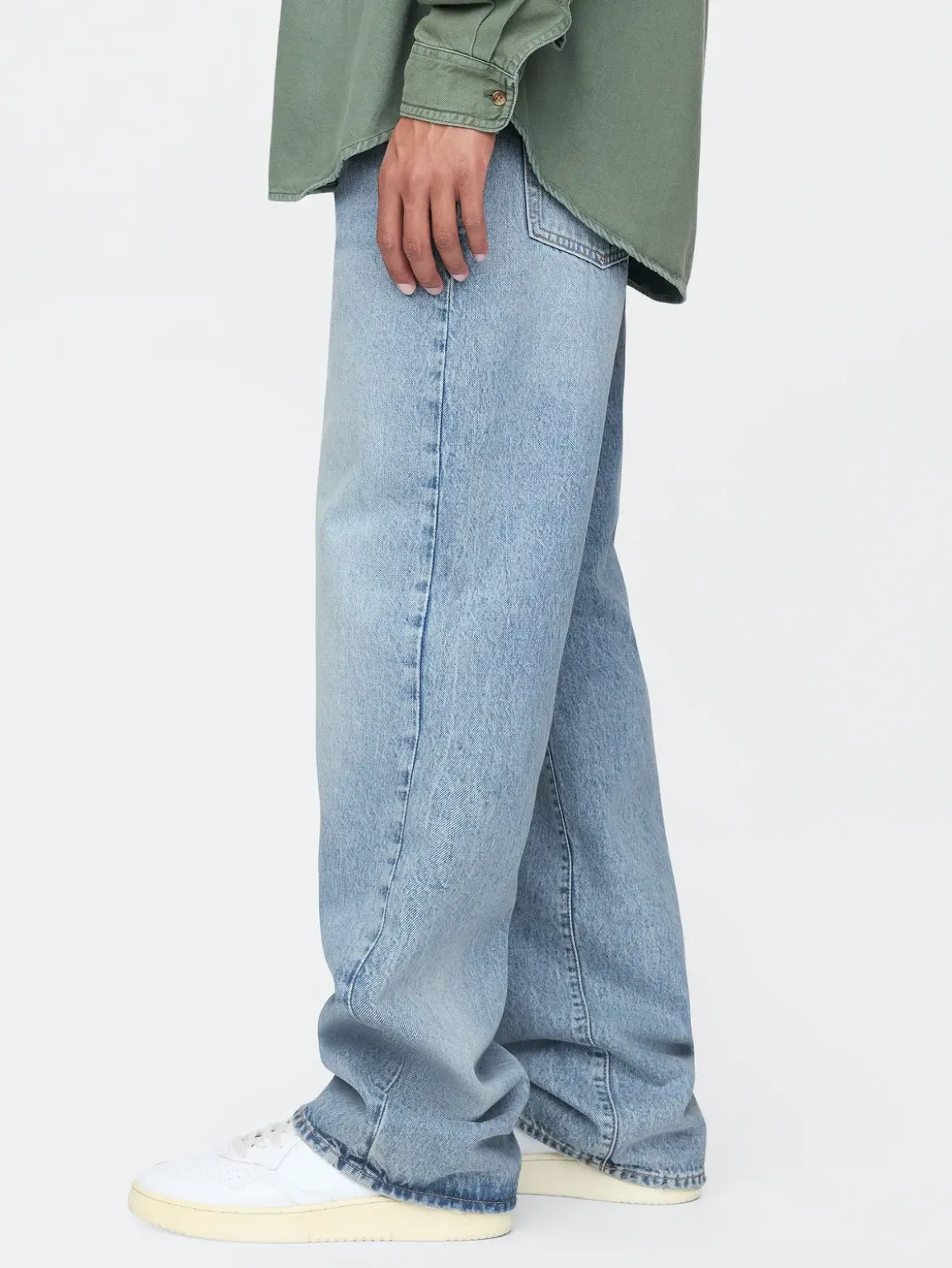 '90s Loose Jeans